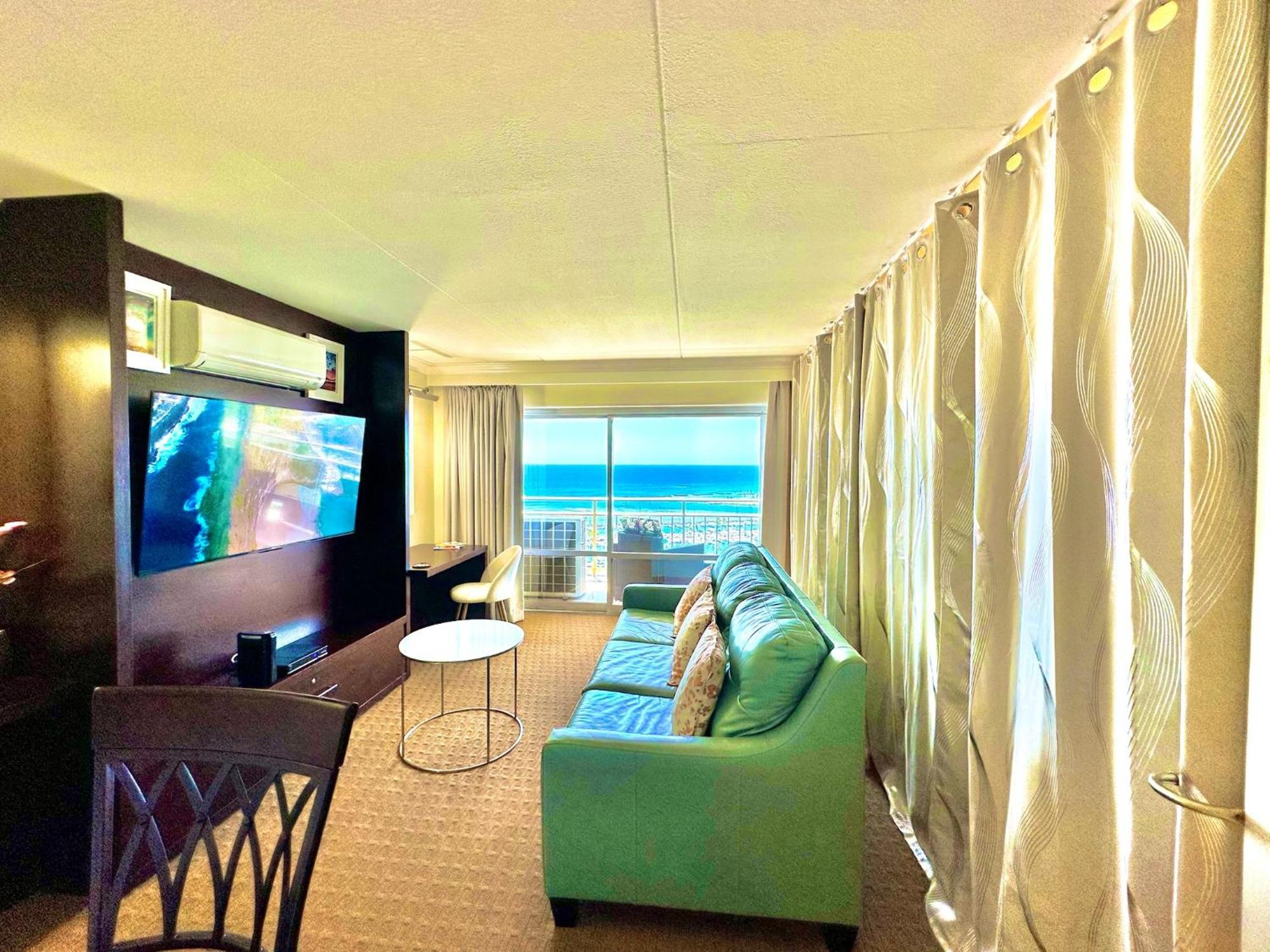Waikiki Beach Experience! Luxury Oceanview Suite! Honolulu Exteriör bild