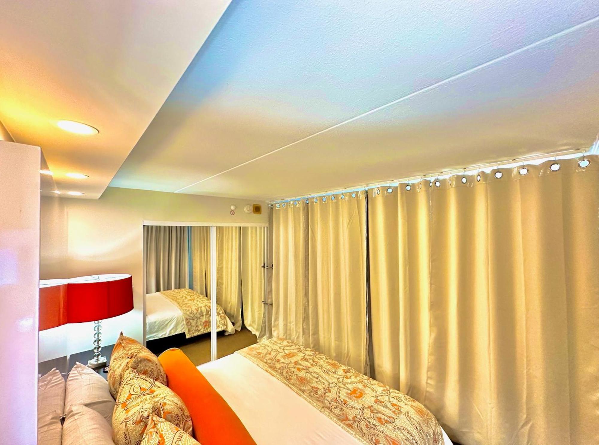 Waikiki Beach Experience! Luxury Oceanview Suite! Honolulu Exteriör bild